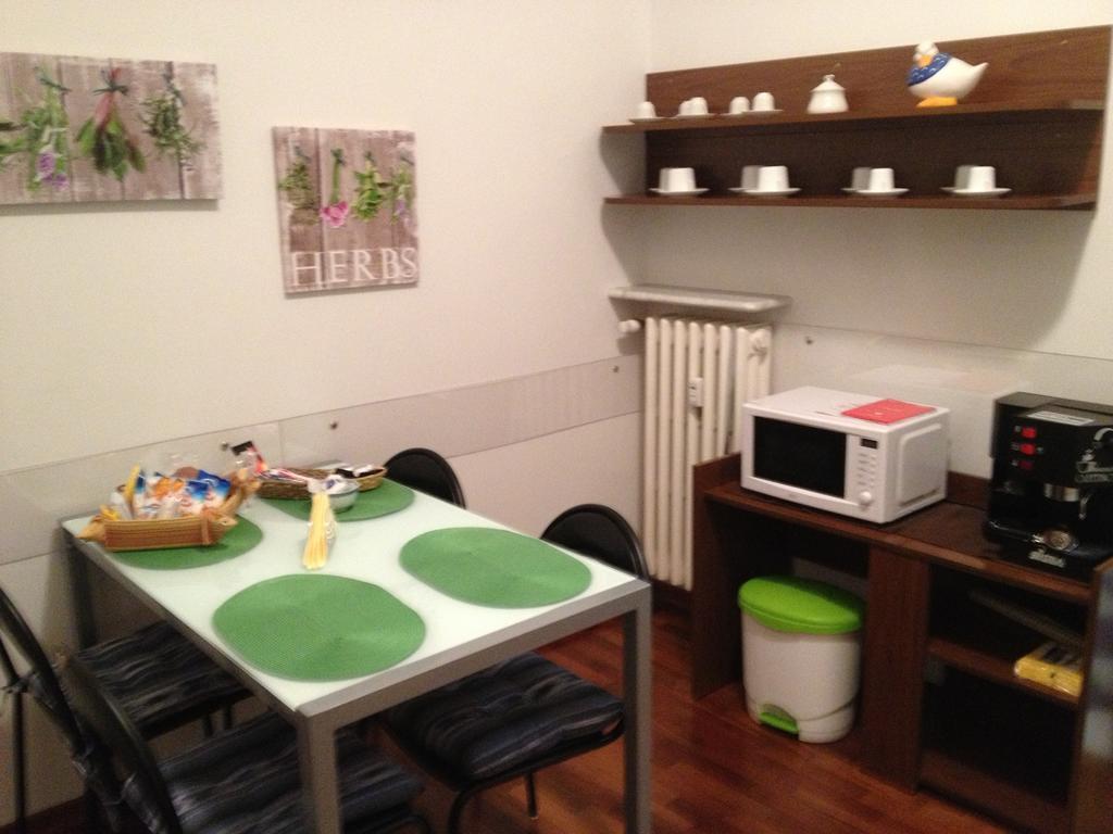 Appartamenti Del Corso Cuneo Habitación foto