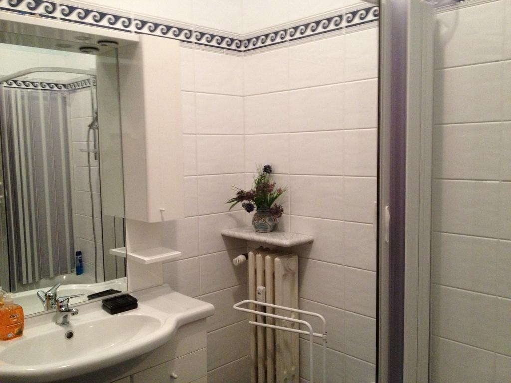 Appartamenti Del Corso Cuneo Habitación foto